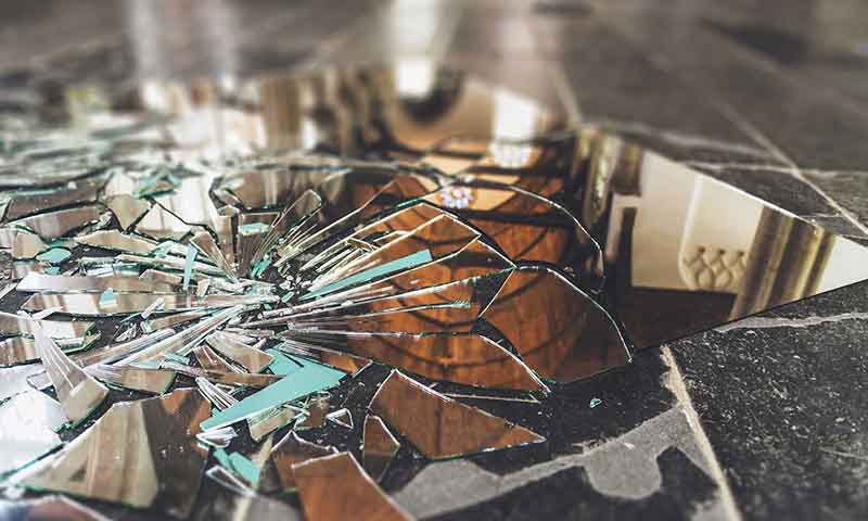 Suicide, meurtre... comment un drame marque une maison.